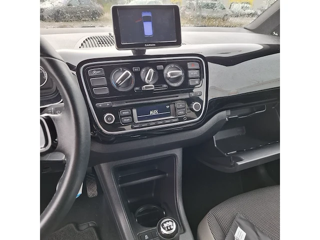 Personenauto volkswagen, 1.0 high up! bluemotion, zwart, bouwjaar 2014 - afbeelding 13 van  50