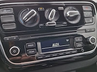 Personenauto volkswagen, 1.0 high up! bluemotion, zwart, bouwjaar 2014 - afbeelding 17 van  50