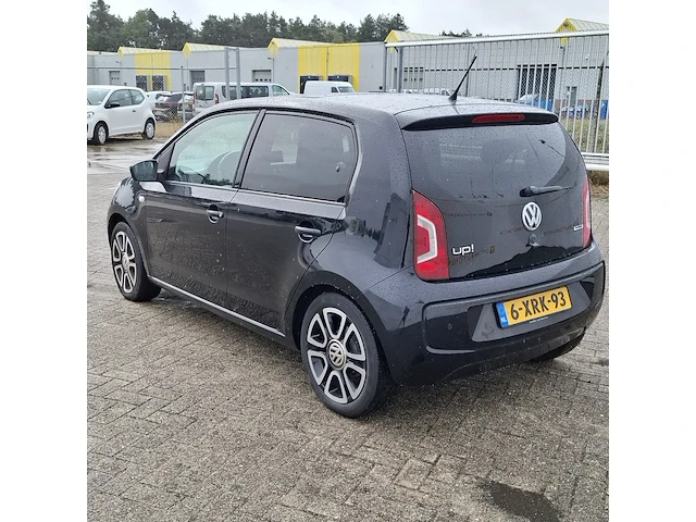 Personenauto volkswagen, 1.0 high up! bluemotion, zwart, bouwjaar 2014 - afbeelding 49 van  50