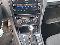 Personenauto volkswagen, golf 1.0 tsi, zwart, bouwjaar 2018 - afbeelding 11 van  48