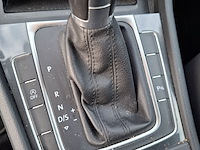 Personenauto volkswagen, golf 1.0 tsi, zwart, bouwjaar 2018 - afbeelding 16 van  48