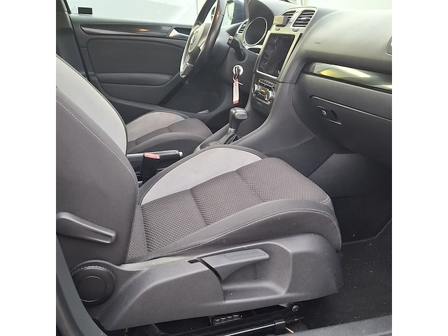 Personenauto, volkswagen, golf 1.4, 2009 - afbeelding 35 van  41