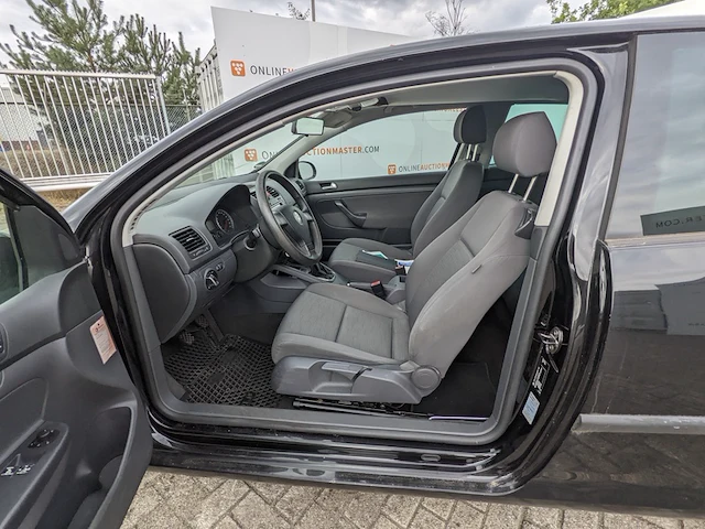 Personenauto volkswagen, golf 1.4 trendline, bouwjaar 2006 - afbeelding 2 van  32