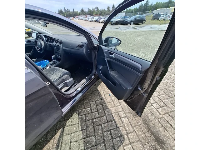 Personenauto volkswagen, golf 1.4 tsi, bouwjaar 2015 - afbeelding 40 van  74