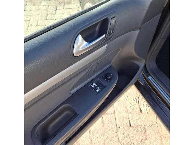 Personenauto volkswagen, golf 1.4, zwart, bouwjaar 2006 - afbeelding 3 van  34