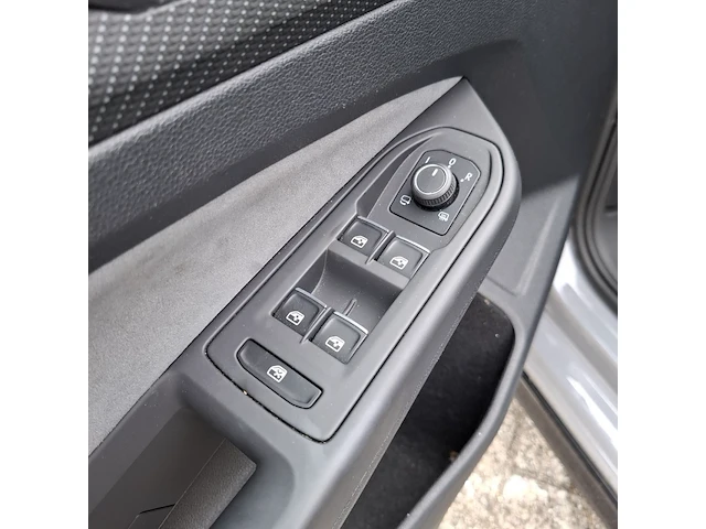Personenauto volkswagen, golf 1.5 etsi r-line, bouwjaar 2021 - afbeelding 3 van  77