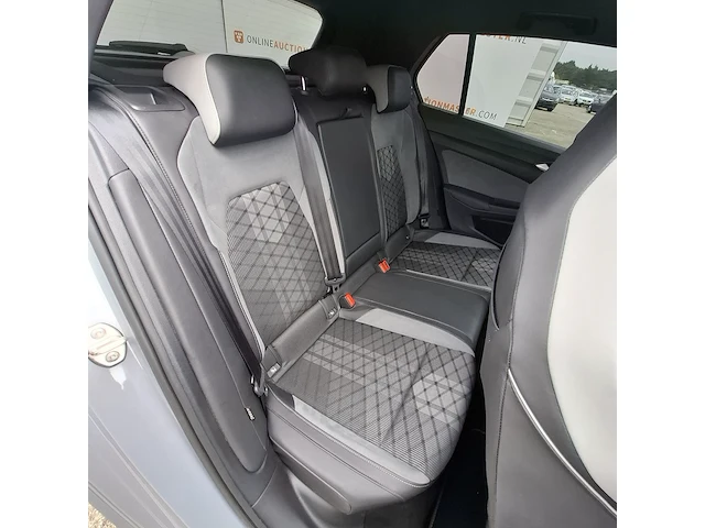 Personenauto volkswagen, golf 1.5 etsi r-line, bouwjaar 2021 - afbeelding 44 van  77