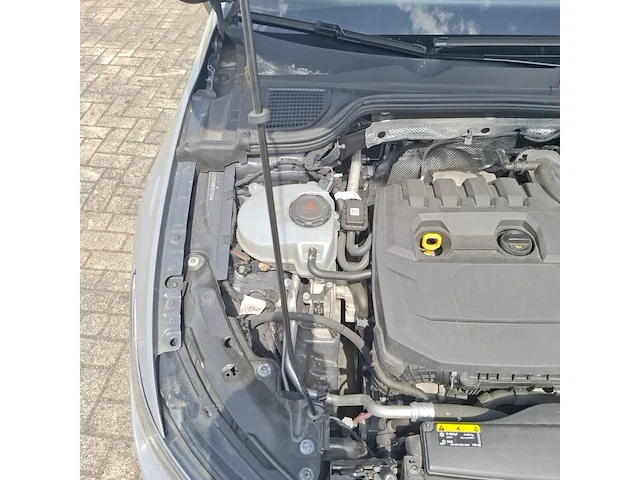 Personenauto volkswagen, golf 1.5 etsi r-line, grijs, bouwjaar 2020 - afbeelding 26 van  55
