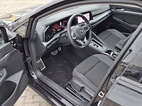 Personenauto volkswagen, golf 1.5 etsi, zwart, bouwjaar 2023 - afbeelding 2 van  50