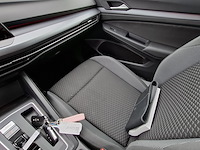 Personenauto volkswagen, golf 1.5 etsi, zwart, bouwjaar 2023 - afbeelding 14 van  50