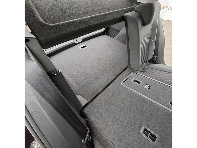 Personenauto volkswagen, golf 1.5 etsi, zwart, bouwjaar 2023 - afbeelding 25 van  50