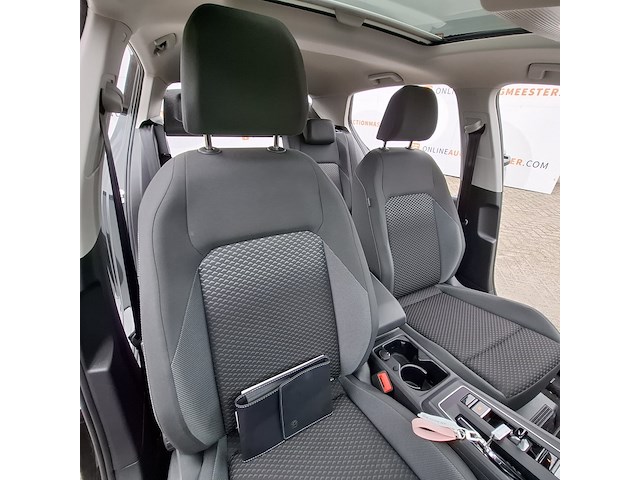 Personenauto volkswagen, golf 1.5 etsi, zwart, bouwjaar 2023 - afbeelding 28 van  50