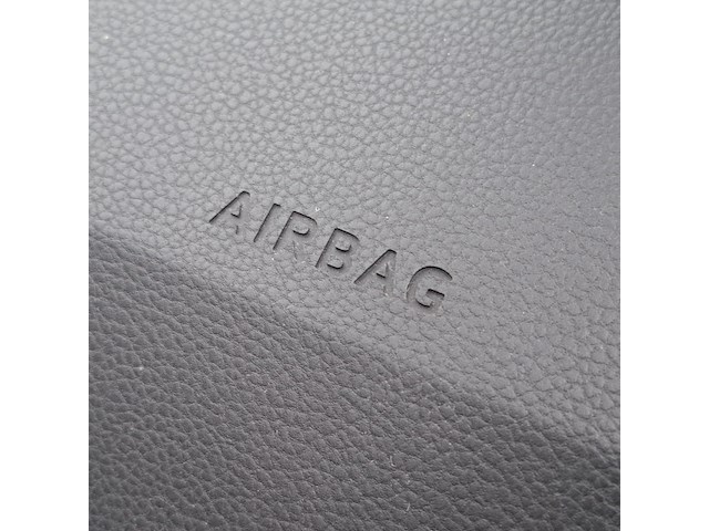 Personenauto volkswagen, golf 1.5 etsi, zwart, bouwjaar 2023 - afbeelding 30 van  50