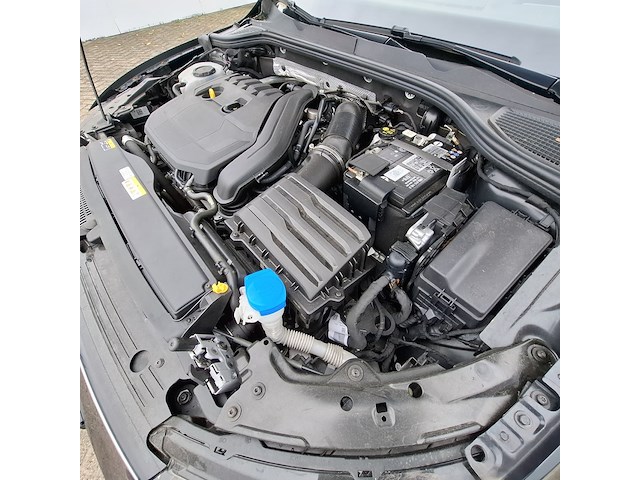 Personenauto volkswagen, golf 1.5 etsi, zwart, bouwjaar 2023 - afbeelding 43 van  50