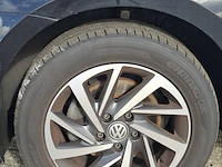 Personenauto volkswagen, golf 1.5 tsi highline, bouwjaar 2017 - afbeelding 2 van  31