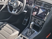 Personenauto, volkswagen, golf 1.5 tsi highline business r , 2018 - afbeelding 33 van  53