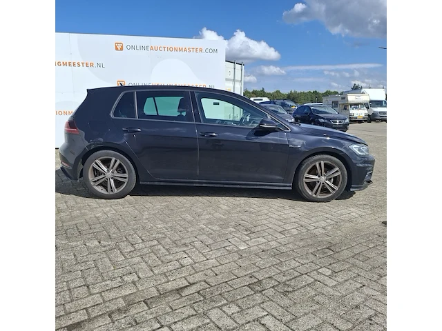 Personenauto, volkswagen, golf 1.5 tsi highline business r , 2018 - afbeelding 34 van  53