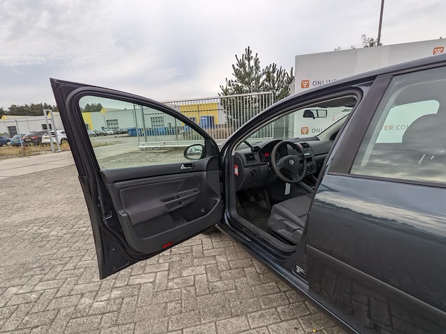 Personenauto volkswagen, golf 1.6 fsi turijn, grijs, bouwjaar 2006 - afbeelding 9 van  46