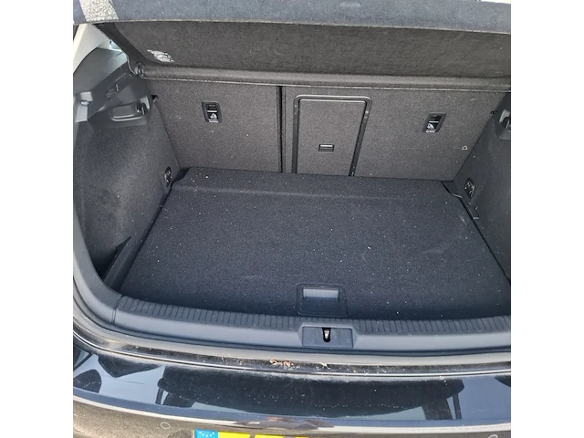 Personenauto, volkswagen, golf 1.6 tdi comfortline, 2014 - afbeelding 27 van  48