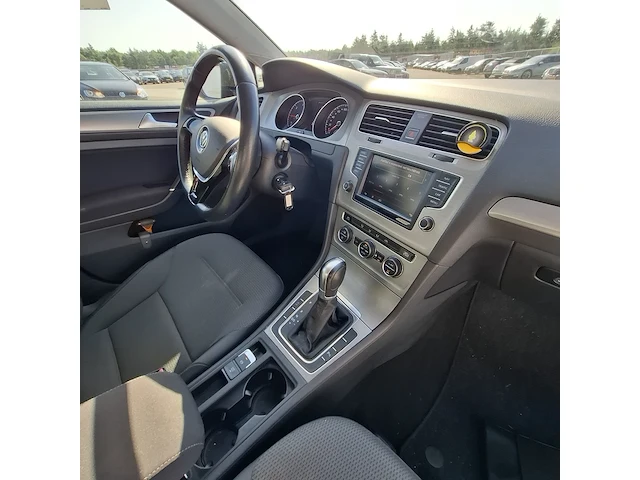 Personenauto, volkswagen, golf 1.6 tdi comfortline - afbeelding 37 van  50