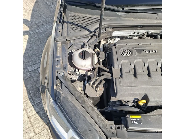 Personenauto, volkswagen, golf 1.6 tdi comfortline - afbeelding 39 van  50