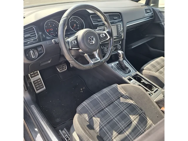 Personenauto volkswagen, golf 2.0 tdi dsg carbon steel grey, bouwjaar 2016 - afbeelding 11 van  49