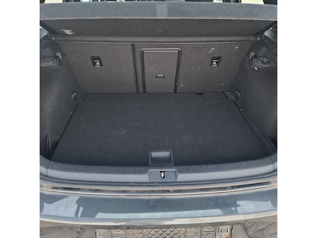 Personenauto volkswagen, golf 2.0 tdi dsg carbon steel grey, bouwjaar 2016 - afbeelding 27 van  49