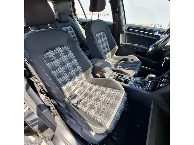 Personenauto volkswagen, golf 2.0 tdi dsg carbon steel grey, bouwjaar 2016 - afbeelding 35 van  49