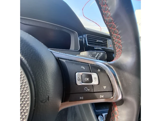 Personenauto volkswagen, golf 2.0 tsi gti pereformance, bouwjaar 2017 - afbeelding 13 van  33
