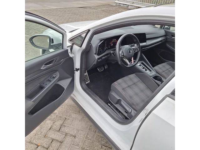 Personenauto volkswagen, golf 2.0 tsi gti, wit, bouwjaar 2021 - afbeelding 2 van  50