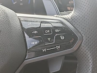 Personenauto volkswagen, golf 2.0 tsi r 4-motion, zwart, bouwjaar 2021 - afbeelding 17 van  45
