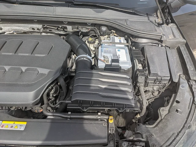 Personenauto volkswagen, golf 2.0 tsi r 4-motion, zwart, bouwjaar 2021 - afbeelding 29 van  45