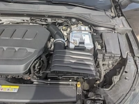 Personenauto volkswagen, golf 2.0 tsi r 4-motion, zwart, bouwjaar 2021 - afbeelding 29 van  45