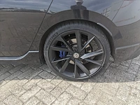 Personenauto volkswagen, golf 2.0 tsi r 4-motion, zwart, bouwjaar 2021 - afbeelding 37 van  45
