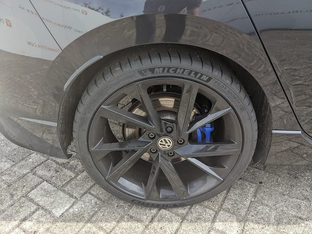 Personenauto volkswagen, golf 2.0 tsi r 4-motion, zwart, bouwjaar 2021 - afbeelding 38 van  45