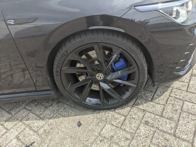 Personenauto volkswagen, golf 2.0 tsi r 4-motion, zwart, bouwjaar 2021 - afbeelding 39 van  45