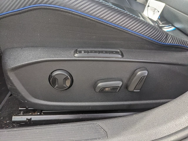 Personenauto volkswagen, golf 2.0 tsi r 4-motion, zwart, bouwjaar 2021 - afbeelding 40 van  45
