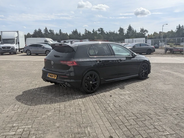 Personenauto volkswagen, golf 2.0 tsi r 4-motion, zwart, bouwjaar 2021 - afbeelding 42 van  45