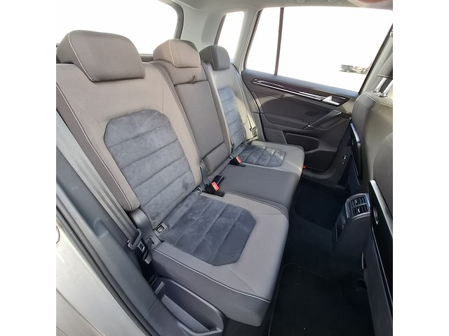 Personenauto, volkswagen, golf, 2016 - afbeelding 25 van  42