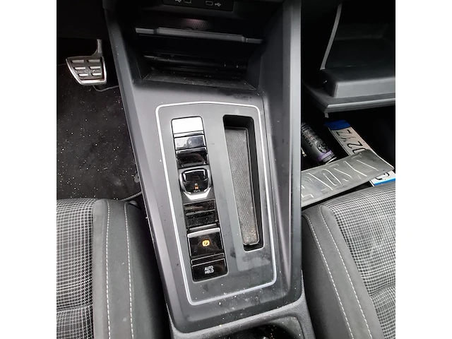Personenauto volkswagen, golf gtd - afbeelding 9 van  43