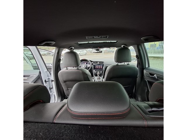 Personenauto, volkswagen, golf gti 2.0, 2018 - afbeelding 14 van  46