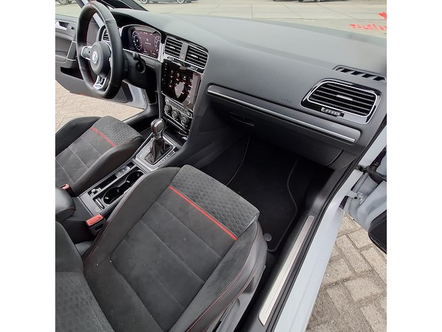 Personenauto, volkswagen, golf gti 2.0, 2018 - afbeelding 18 van  46