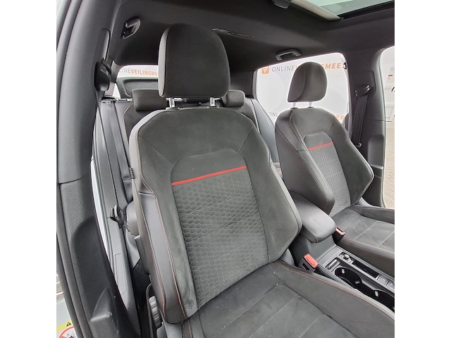 Personenauto, volkswagen, golf gti 2.0, 2018 - afbeelding 19 van  46