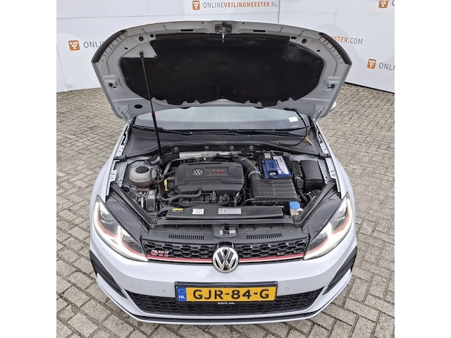 Personenauto, volkswagen, golf gti 2.0, 2018 - afbeelding 32 van  46