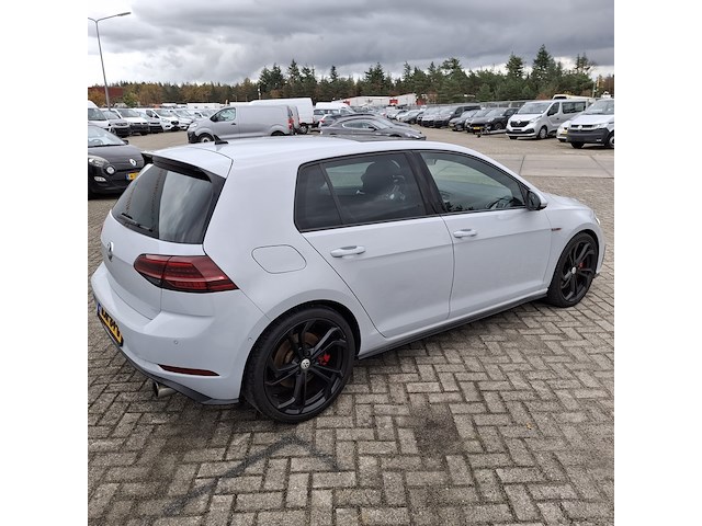 Personenauto, volkswagen, golf gti 2.0, 2018 - afbeelding 42 van  46