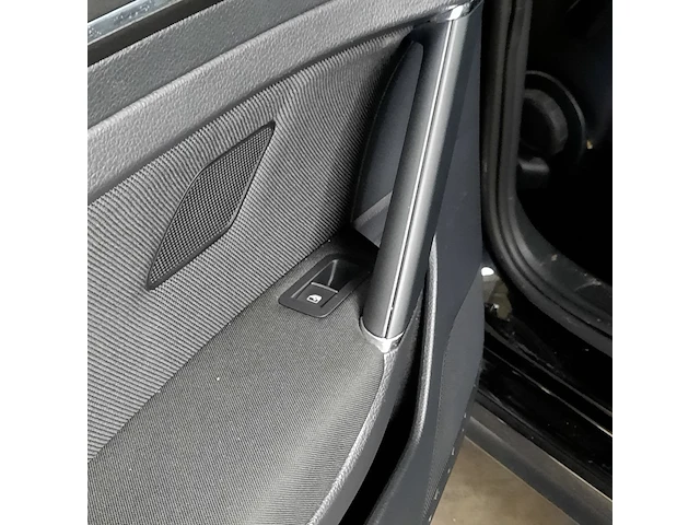 Personenauto volkswagen, golf gti, zwart, bouwjaar 2017 - afbeelding 30 van  50