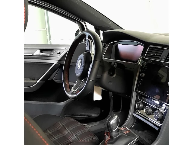 Personenauto volkswagen, golf gti, zwart, bouwjaar 2017 - afbeelding 41 van  50