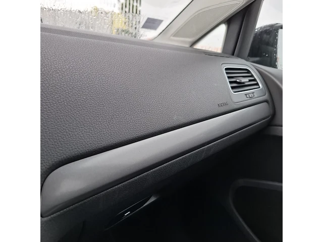 Personenauto volkswagen, golf tdi - afbeelding 15 van  34