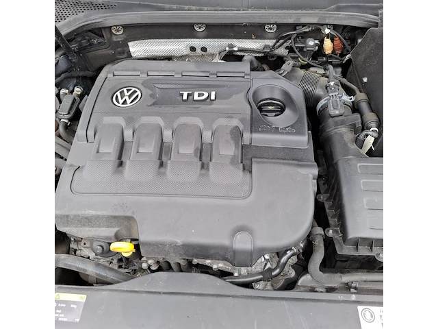 Personenauto volkswagen, golf tdi - afbeelding 25 van  34