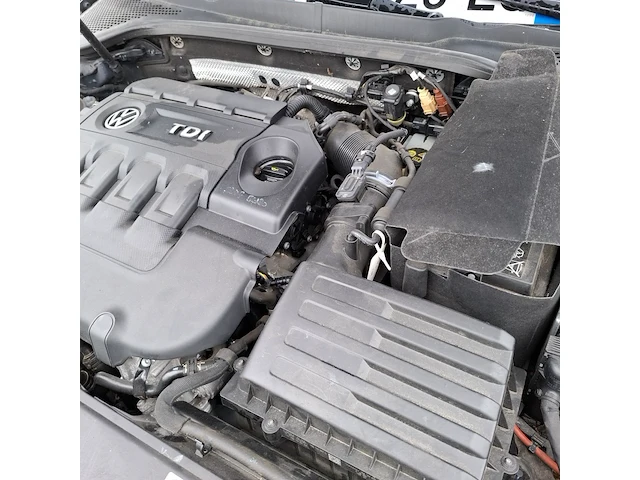 Personenauto volkswagen, golf tdi - afbeelding 26 van  34